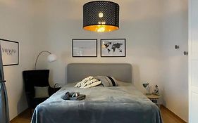 *NEU*Stilvolle Altstadtwohnung*Place2b*APP14